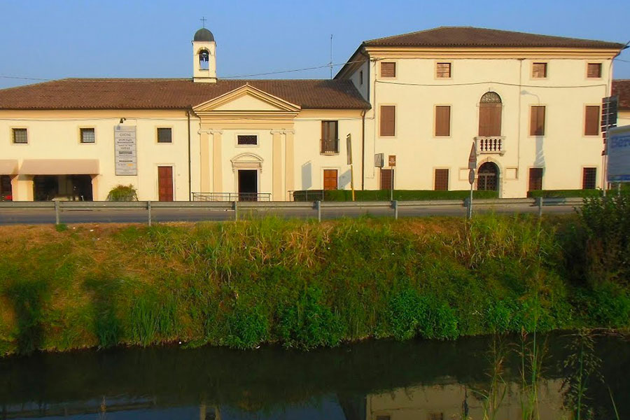 Villa Bembo Montemezzo and its oratory